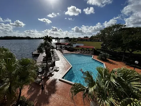 1102 Republic Court Deerfield Beach FL 33442