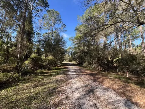 104 SE 5th Street Georgetown FL 32139