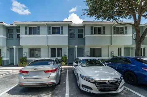 1947 Gardenia Court Court Riviera Beach FL 33404