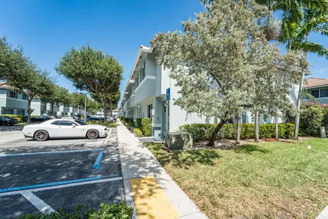 1947 Gardenia Court Court Riviera Beach FL 33404