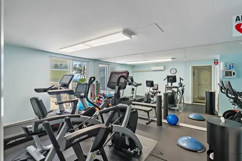 100 Royal Palm Way Palm Beach FL 33480