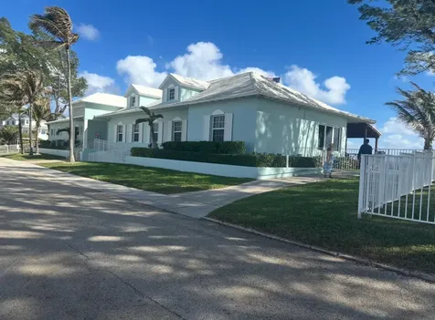 21 Bamboo Drive Briny Breezes FL 33435