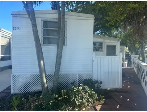 21 Bamboo Drive Briny Breezes FL 33435