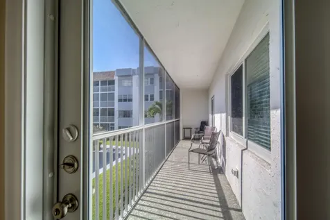 1516 S Lakeside Drive Lake Worth Beach FL 33460