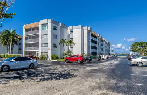1516 S Lakeside Drive Lake Worth Beach FL 33460