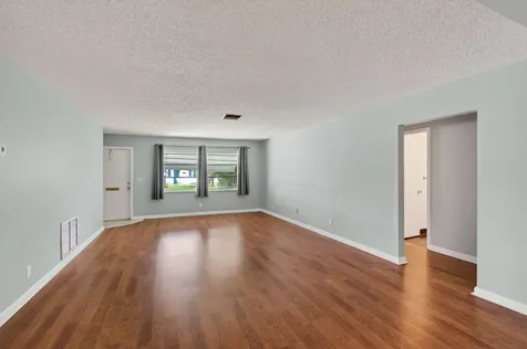 2080 Sw 14th Avenue Boynton Beach FL 33426