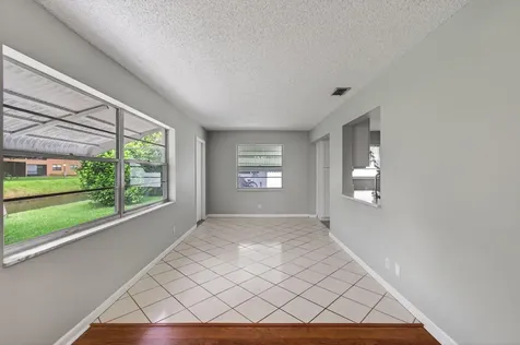 2080 Sw 14th Avenue Boynton Beach FL 33426