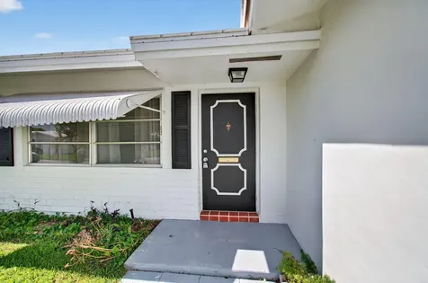 2080 Sw 14th Avenue Boynton Beach FL 33426