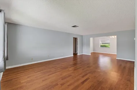 2080 Sw 14th Avenue Boynton Beach FL 33426