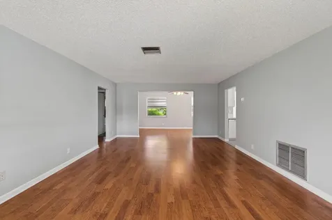 2080 Sw 14th Avenue Boynton Beach FL 33426