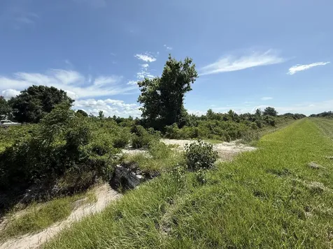 15789 NW 254th Street Okeechobee FL 34972