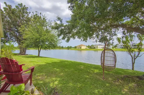 758 Carriage Lake Way Vero Beach FL 32968
