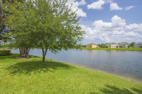 758 Carriage Lake Way Vero Beach FL 32968