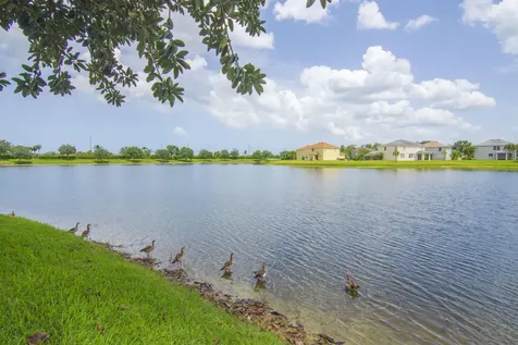758 Carriage Lake Way Vero Beach FL 32968