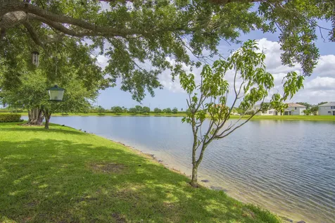 758 Carriage Lake Way Vero Beach FL 32968