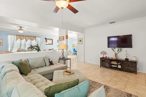 758 Carriage Lake Way Vero Beach FL 32968