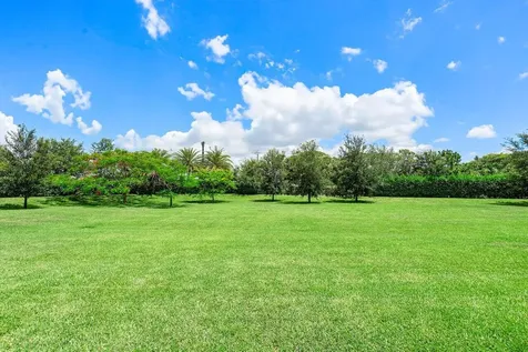 7611 Moonrise Drive Lake Worth FL 33467