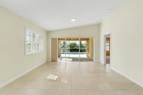 10628 Sw Hartwick Drive Port Saint Lucie FL 34987