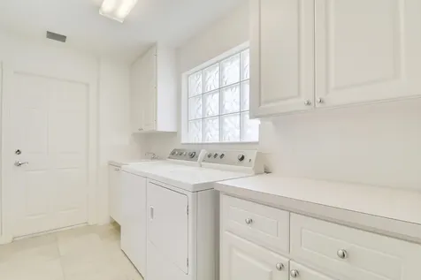 10628 Sw Hartwick Drive Port Saint Lucie FL 34987