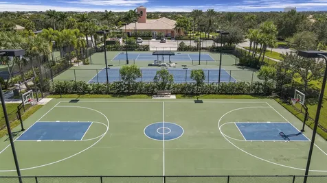 10628 Sw Hartwick Drive Port Saint Lucie FL 34987