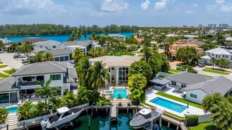 721 Ne 38th Street Boca Raton FL 33431