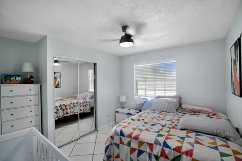 1395 Sw 46 Th Avenue Fort Lauderdale FL 33317