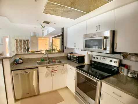5015 Wiles Road Coconut Creek FL 33073