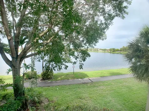 5015 Wiles Road Coconut Creek FL 33073