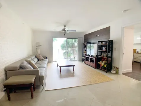 5015 Wiles Road Coconut Creek FL 33073