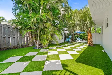 7 Fayette Drive Ocean Ridge FL 33435