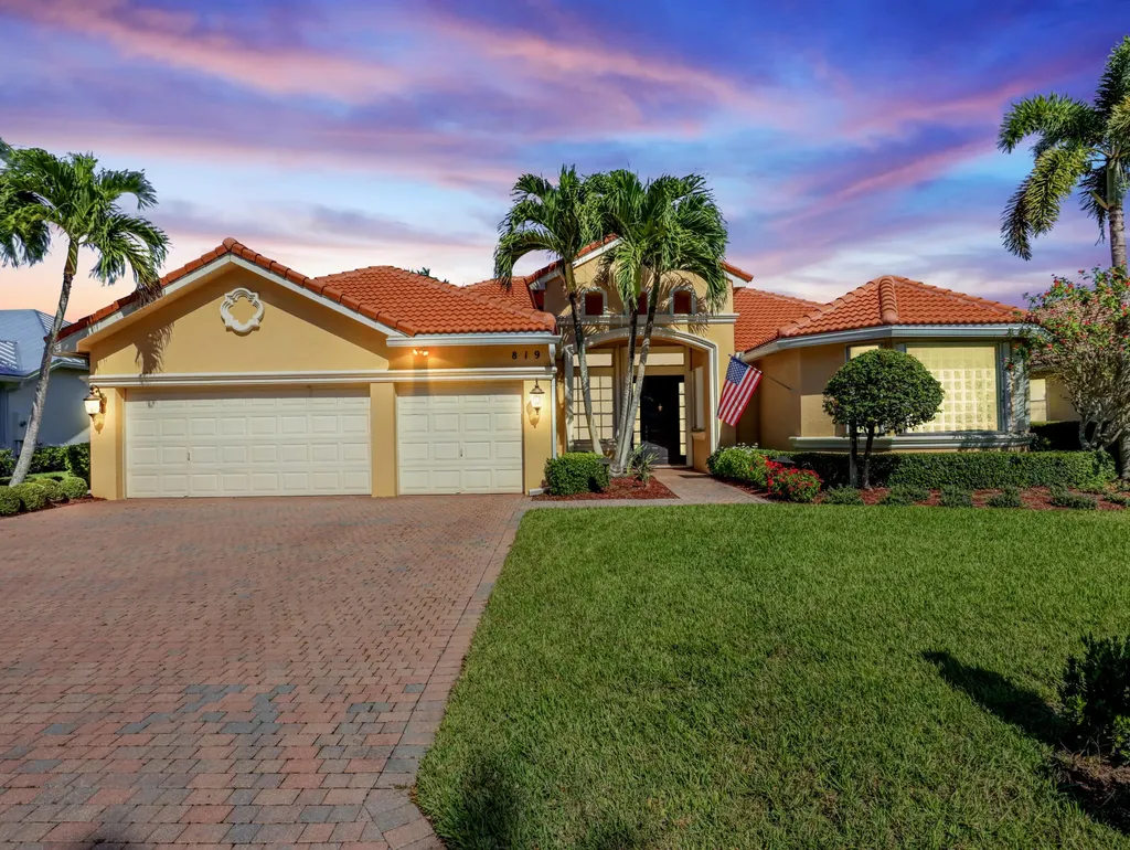 819 Sw Bromelia Terrace Stuart FL 34997