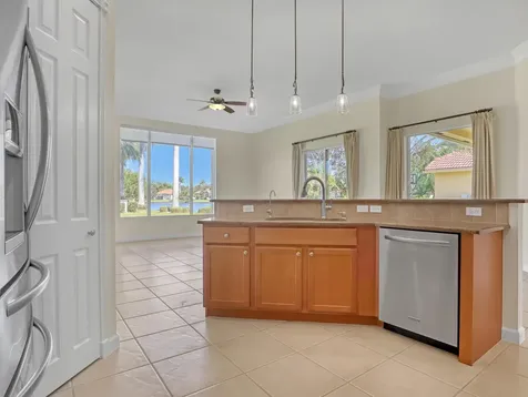 819 Sw Bromelia Terrace Stuart FL 34997