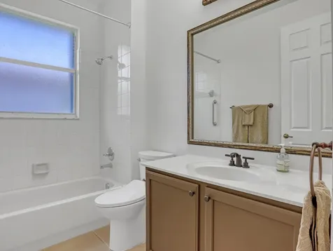 819 Sw Bromelia Terrace Stuart FL 34997