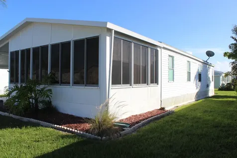 6731 Sinsonte Court Fort Pierce FL 34951