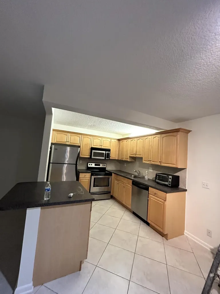 72 Normandy Delray Beach FL 33484
