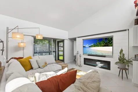 2532 Boundbrook Drive West Palm Beach FL 33406