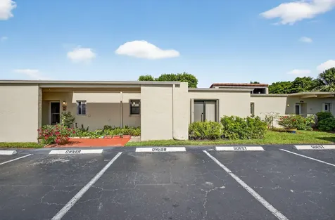 2532 Boundbrook Drive West Palm Beach FL 33406