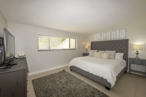 293 Old Meadow Way Palm Beach Gardens FL 33418
