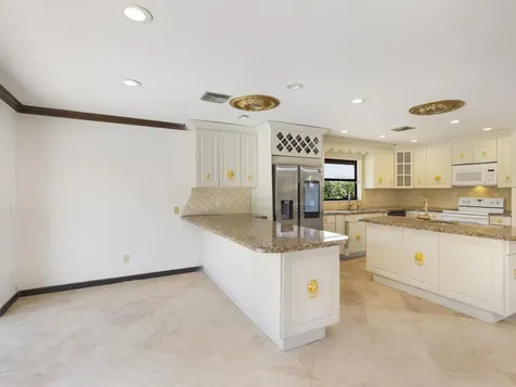 21130 White Oak Avenue Boca Raton FL 33428