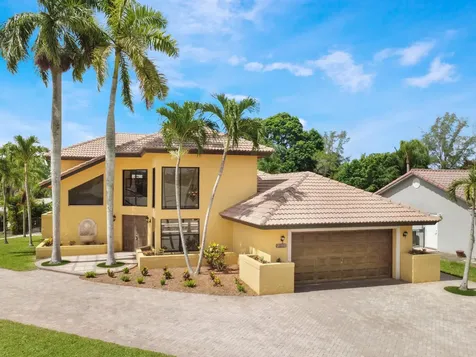 21130 White Oak Avenue Boca Raton FL 33428