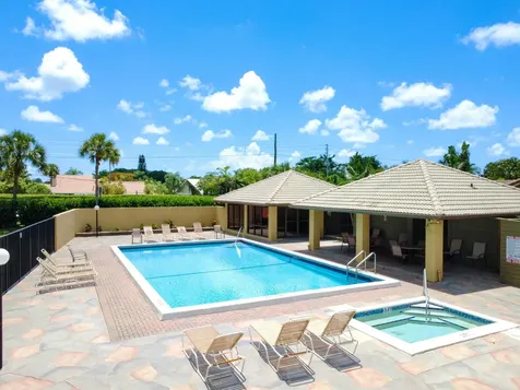 21130 White Oak Avenue Boca Raton FL 33428