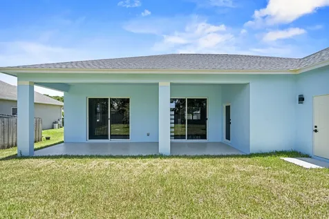 3257 Se West Snow Road Port Saint Lucie FL 34984