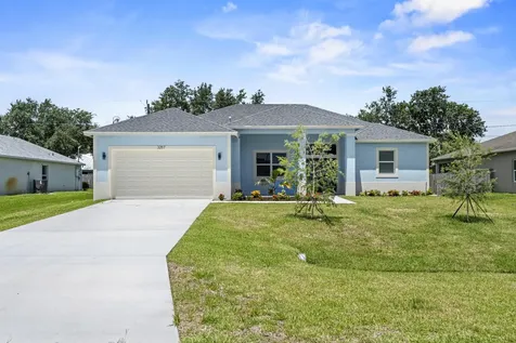 3257 Se West Snow Road Port Saint Lucie FL 34984