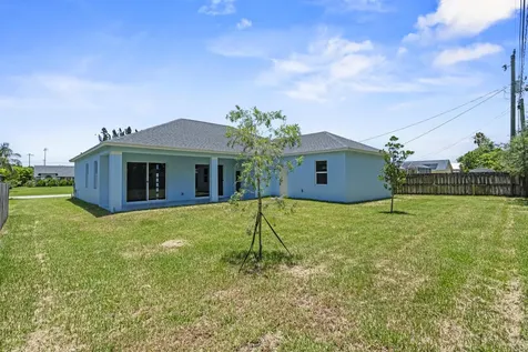 3257 Se West Snow Road Port Saint Lucie FL 34984