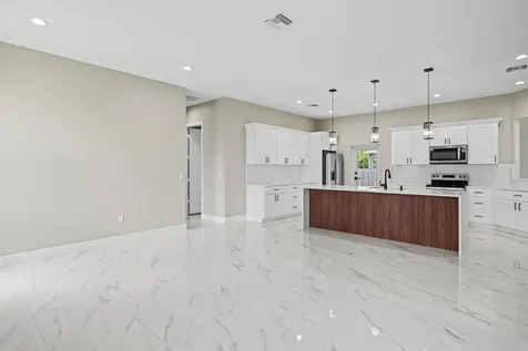 3257 Se West Snow Road Port Saint Lucie FL 34984