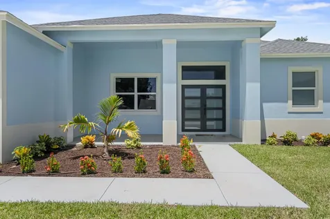 3257 Se West Snow Road Port Saint Lucie FL 34984