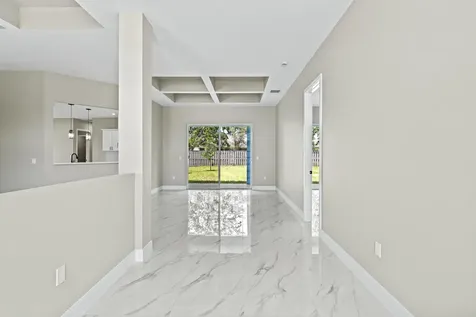 3257 Se West Snow Road Port Saint Lucie FL 34984