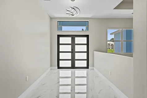 3257 Se West Snow Road Port Saint Lucie FL 34984