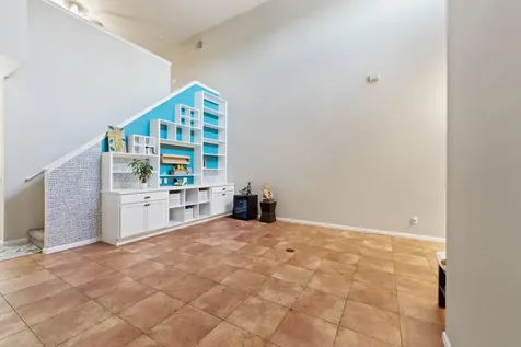 624 Ne Bent Paddle Lane Port Saint Lucie FL 34983