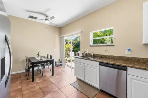 624 Ne Bent Paddle Lane Port Saint Lucie FL 34983